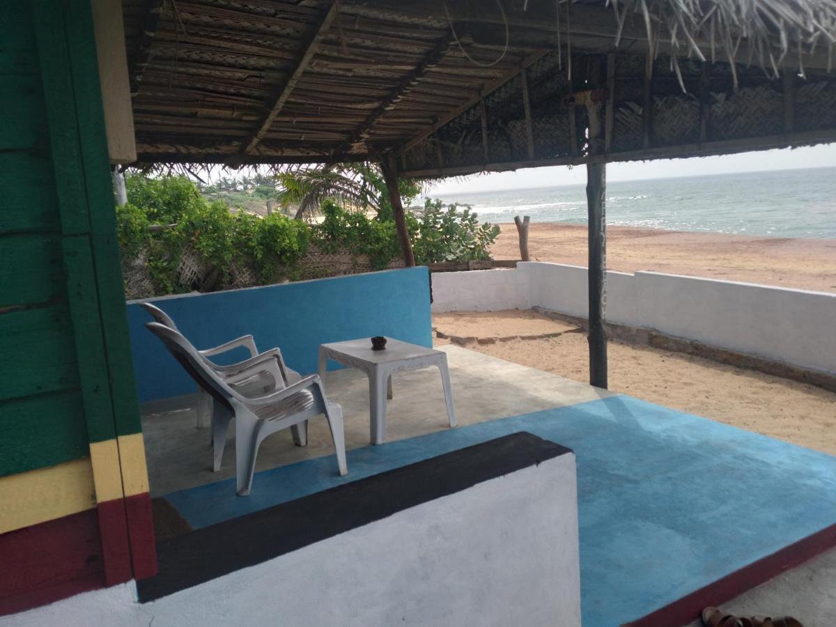 Happy Beach Guest House Hambantota Exterior photo